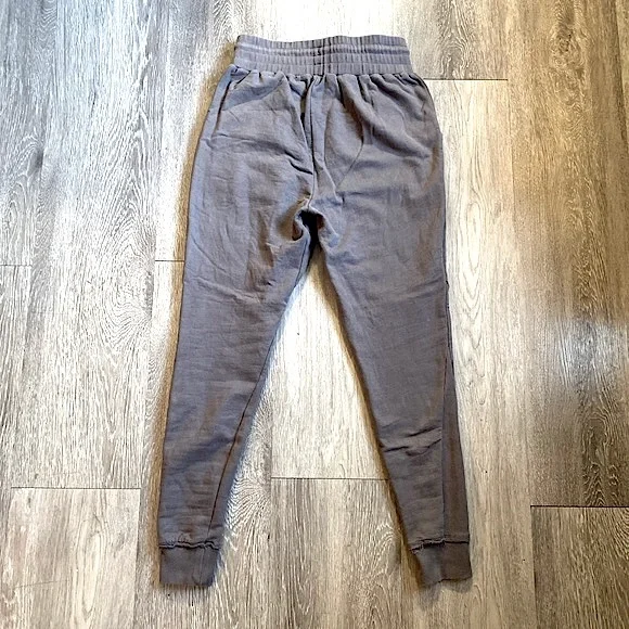 GYMSHARK 💎RARE💎 • Legacy Joggers • Size Small • Grey Active/Lounge Track Pants - Picture 14 of 14